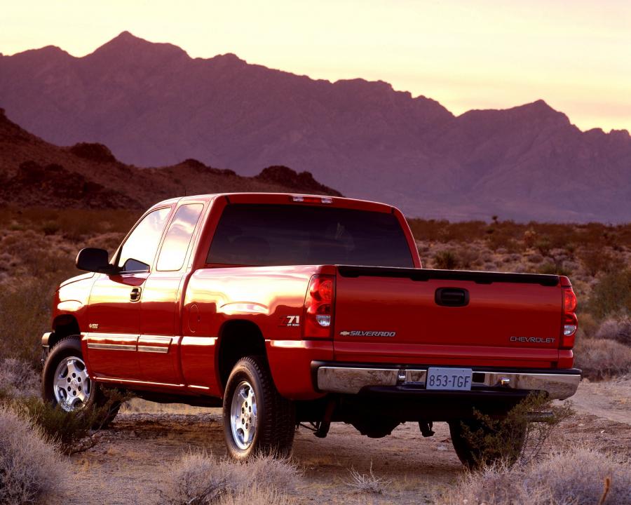  Chevrolet Silverado 2003 года  (фото 34 из 58)
